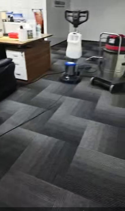 陕西石头到家家政服务有限公司|咸阳办公室地毯清洗指南,陕西石头到家家政来帮忙封面图