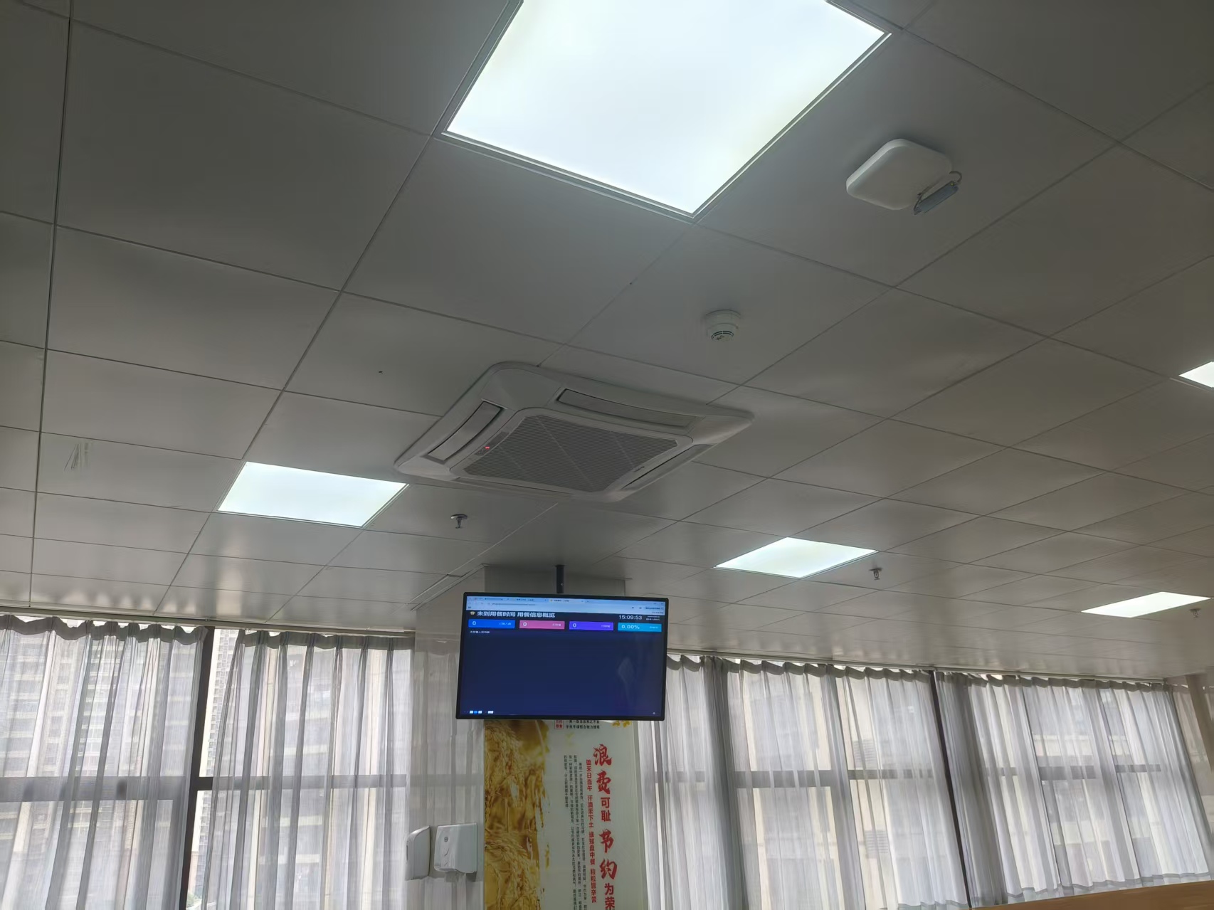 a141fa669a4d09d9d3798286d10cc139.jpg